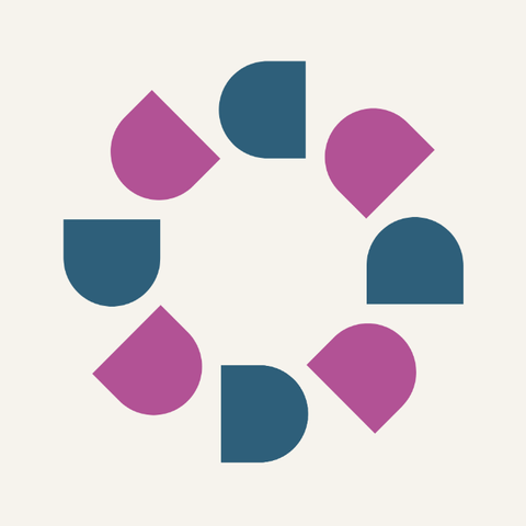 8 instances of an uppercase ‘D’ fanned it into a circle, with all their bowls filled solid and four colored blue and the other four purple.